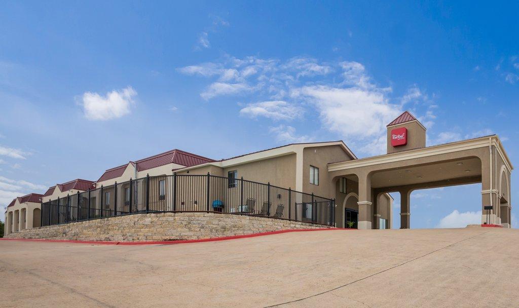Red Roof Inn & Suites Austin East - Manor Exterior foto