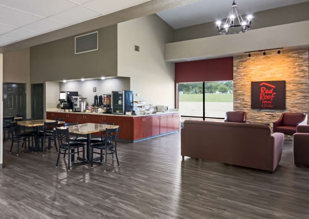 Red Roof Inn & Suites Austin East - Manor Interior foto